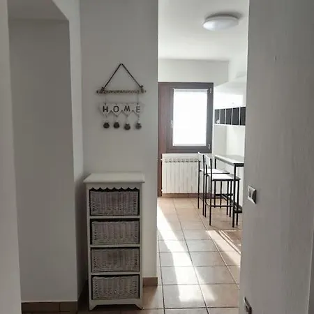 Casa A Zec Apartment