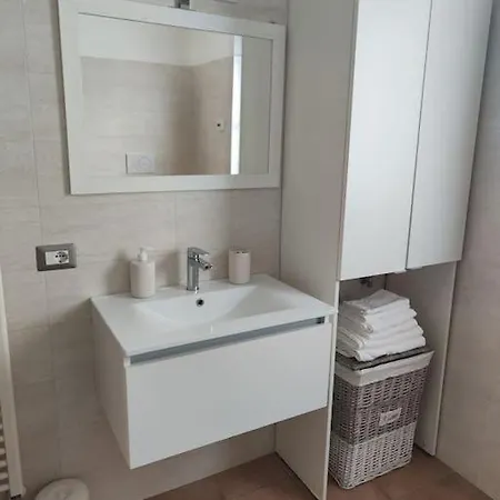 Casa A Zec Apartment *